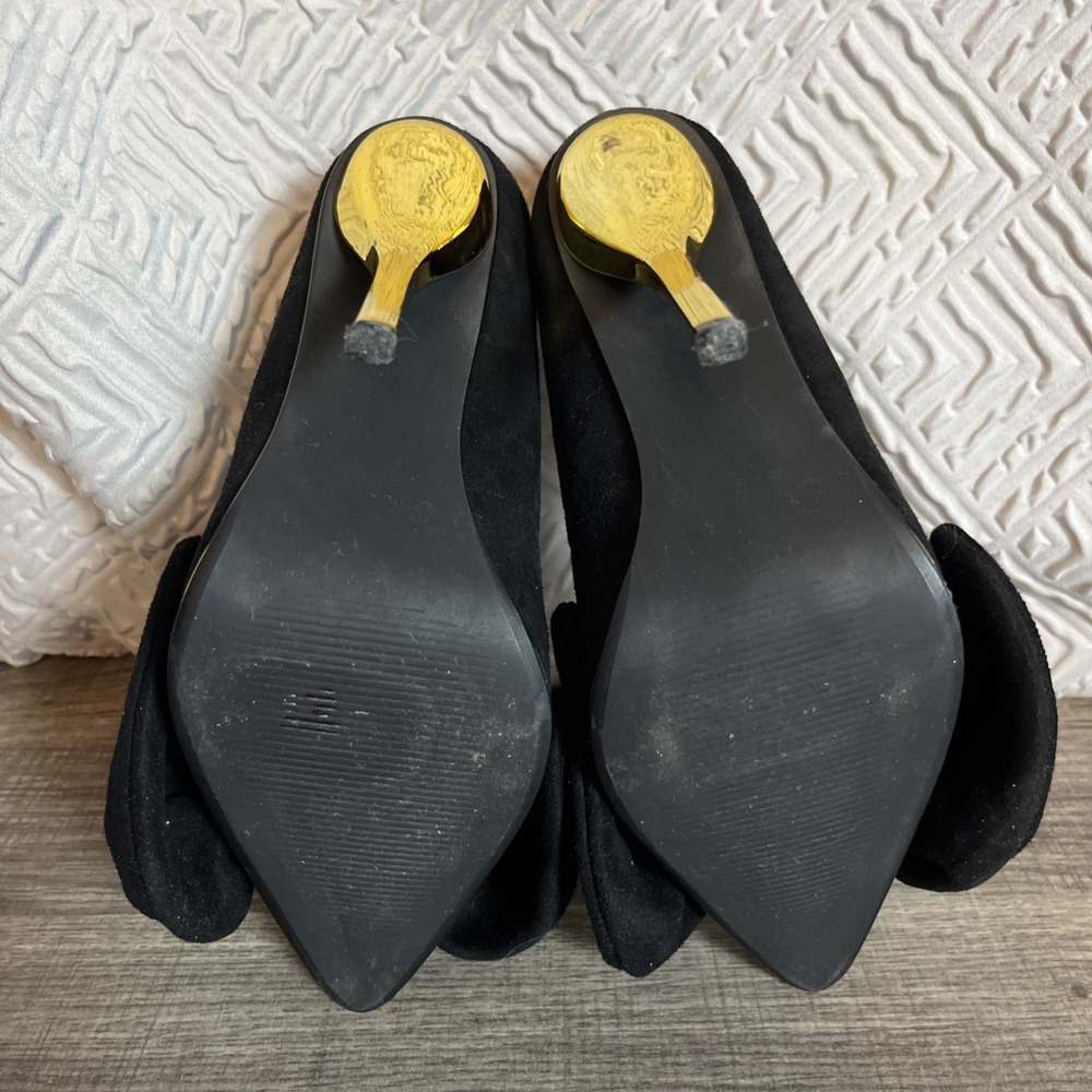 Privileged Valencia Faux Suede Heel Size 6.5 Black Gold Pointed Toe Bow Stiletto - Picture 8 of 11